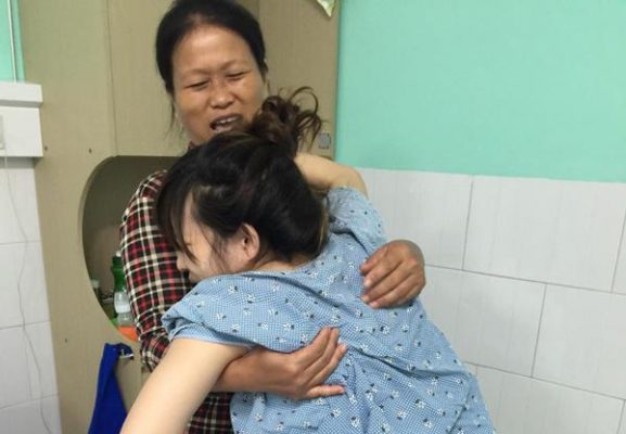 Chính các bác sĩ sản khoa đã khẳng định việc sinh bé trai và bé gái có ảnh hưởng khác nhau đến người mẹ. (Ảnh minh họa)